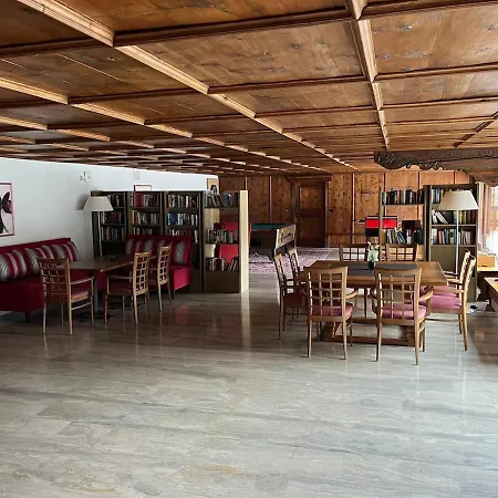 Apartment Central Apartments *